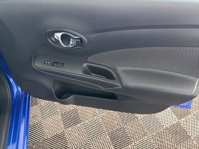 2016 Nissan Versa SV