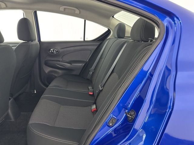 2016 Nissan Versa SV