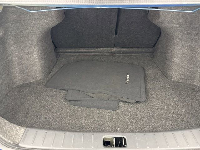 2016 Nissan Versa SV