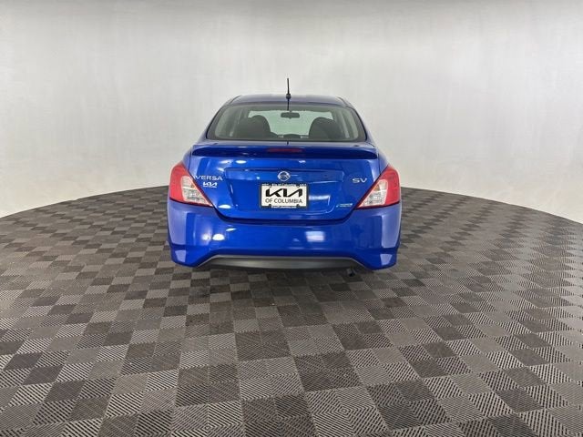2016 Nissan Versa SV