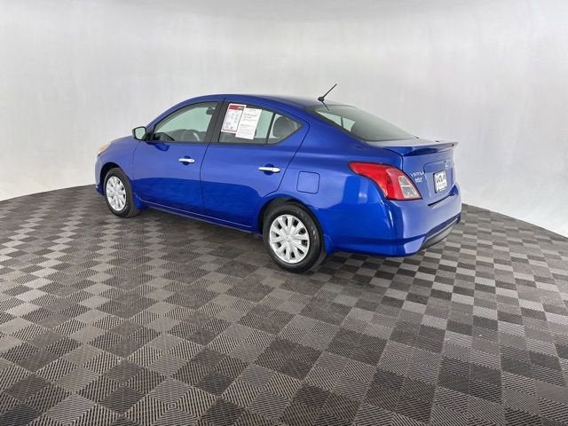 2016 Nissan Versa SV