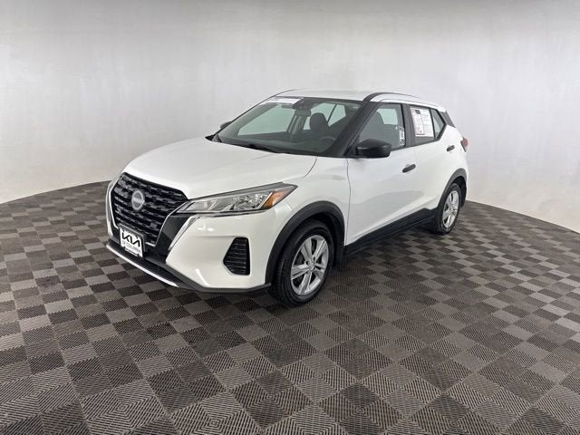 2022 Nissan Kicks S