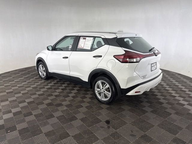 2022 Nissan Kicks S