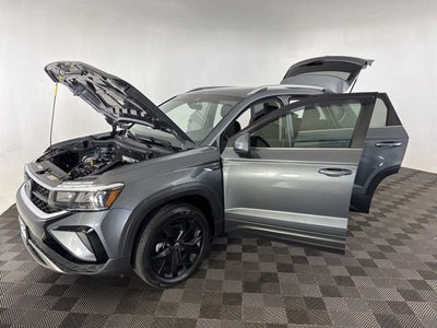 2023 Volkswagen Taos SE