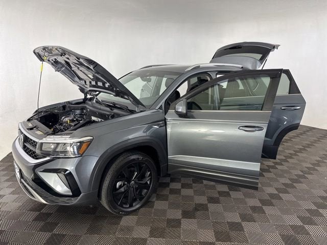2023 Volkswagen Taos SE