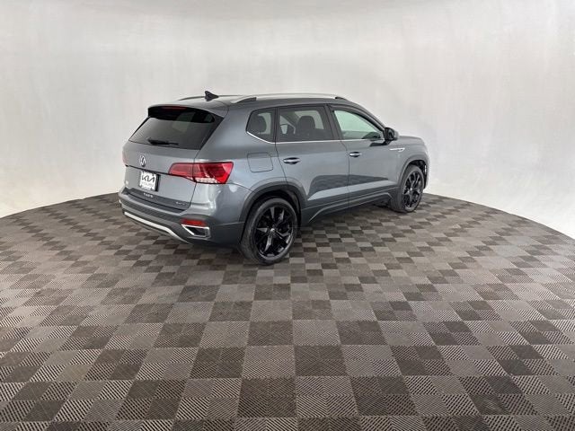 2023 Volkswagen Taos SE