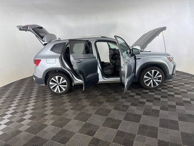 2022 Volkswagen Taos SE