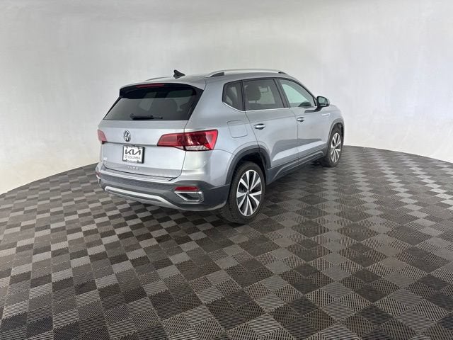 2022 Volkswagen Taos SE