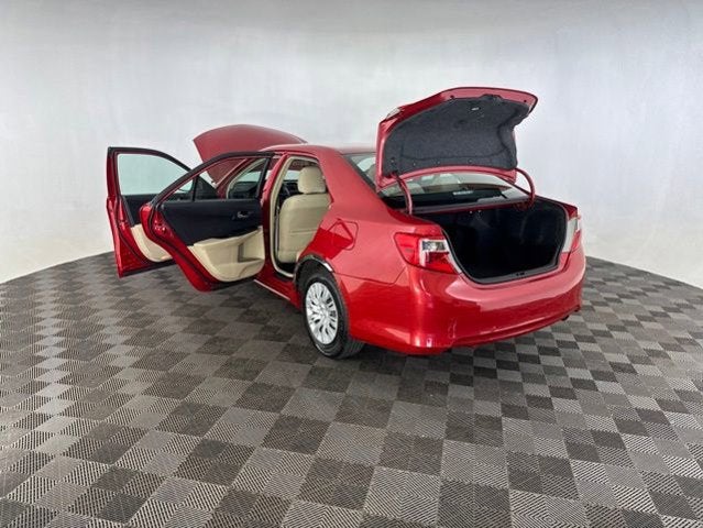 2013 Toyota Camry LE