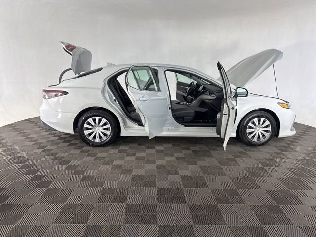 2023 Toyota Camry Hybrid LE