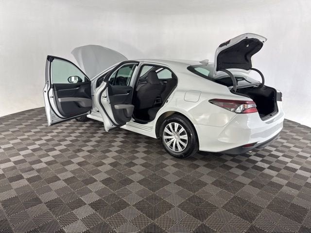 2023 Toyota Camry Hybrid LE