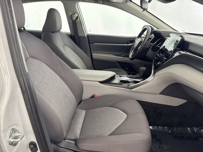 2023 Toyota Camry Hybrid LE