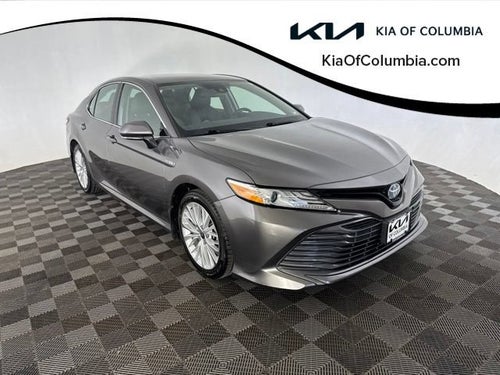 2020 Toyota Camry Hybrid XLE
