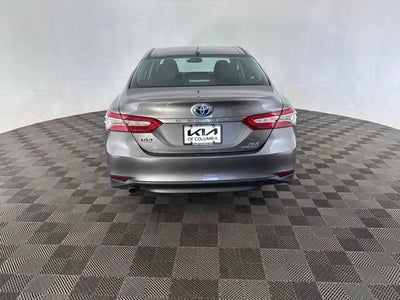 2020 Toyota Camry Hybrid XLE