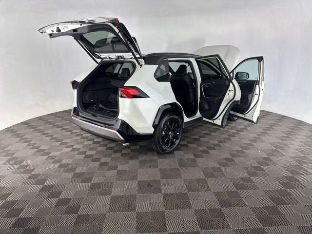 2022 Toyota RAV4 Hybrid XSE
