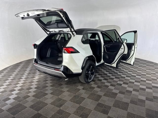 2020 Toyota RAV4 Hybrid XSE