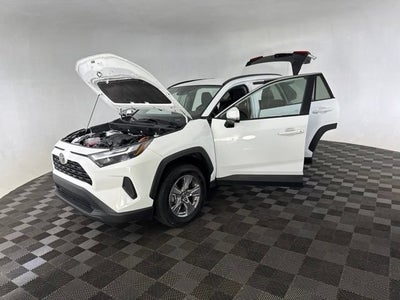 2025 Toyota RAV4 Hybrid XLE
