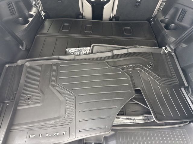 2023 Honda Pilot EX-L 8 Passenger