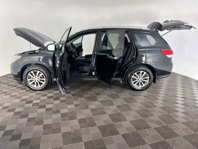 2015 Nissan Pathfinder S