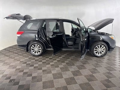 2015 Nissan Pathfinder S