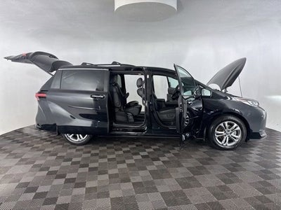 2021 Toyota Sienna XSE