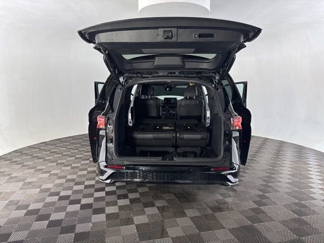 2021 Toyota Sienna XSE