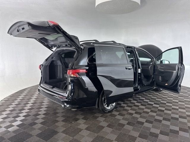 2021 Toyota Sienna XSE