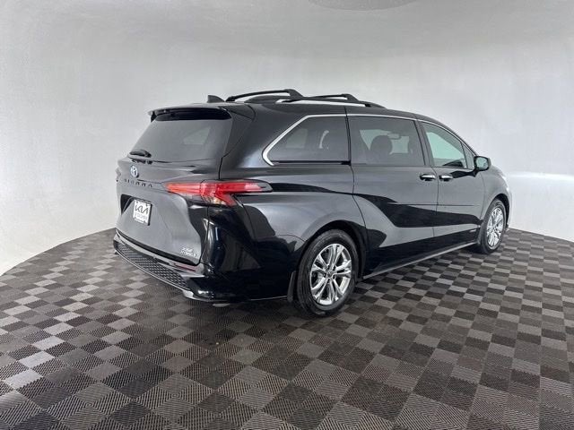 2021 Toyota Sienna XSE