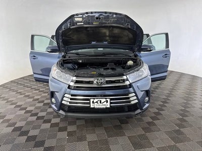 2018 Toyota Highlander Limited Platinum