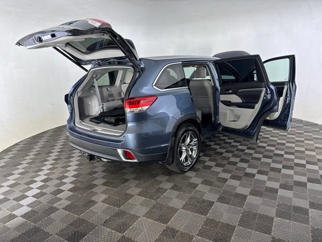 2018 Toyota Highlander Limited Platinum