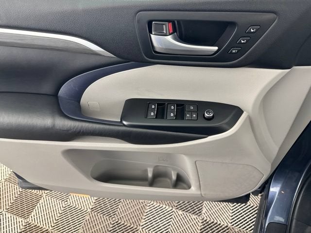 2018 Toyota Highlander Limited Platinum