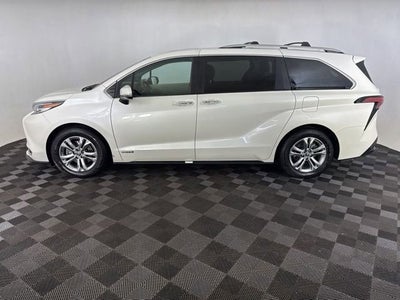 2021 Toyota Sienna Platinum