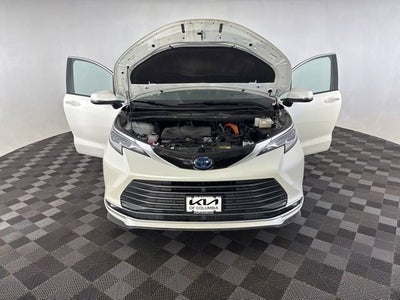 2021 Toyota Sienna Platinum