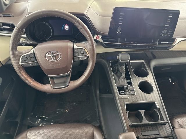 2021 Toyota Sienna Platinum