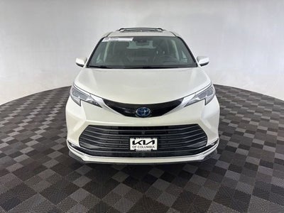 2021 Toyota Sienna Platinum