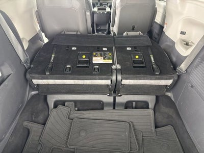 2022 Toyota Sienna XLE