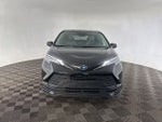 2025 Toyota Sienna LE
