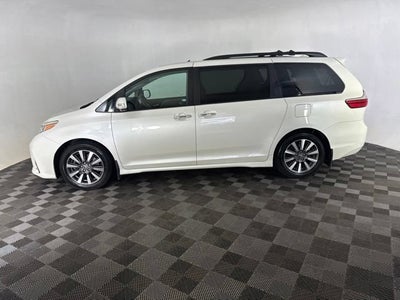 2019 Toyota Sienna Limited Premium