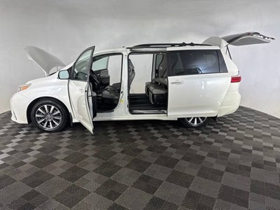 2019 Toyota Sienna Limited Premium