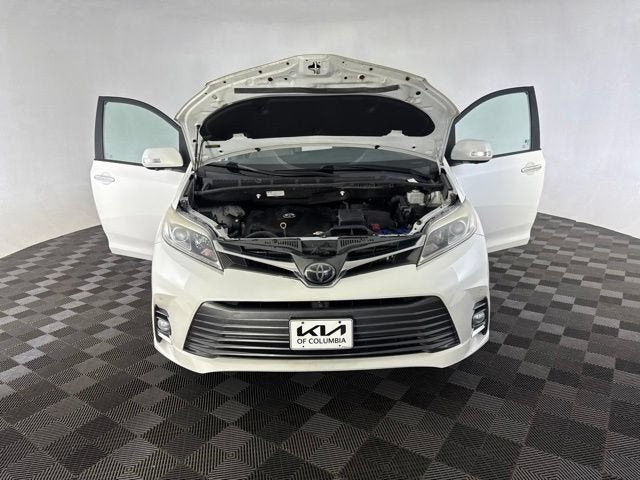 2019 Toyota Sienna Limited Premium