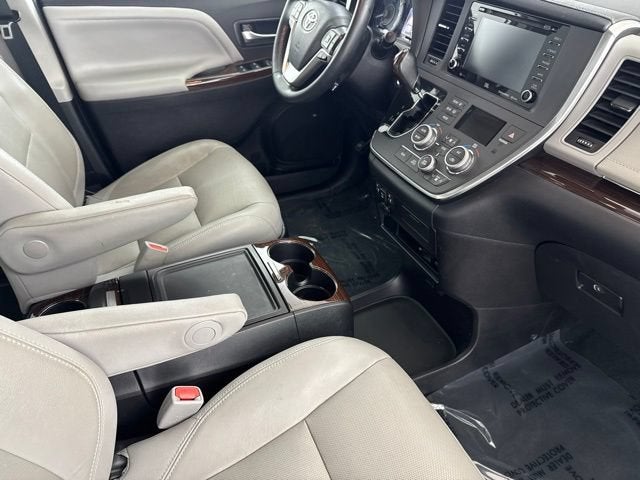 2019 Toyota Sienna Limited Premium