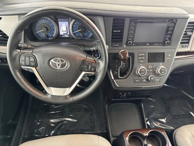 2019 Toyota Sienna Limited Premium