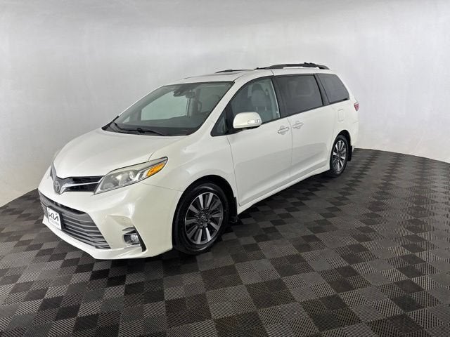 2019 Toyota Sienna Limited Premium