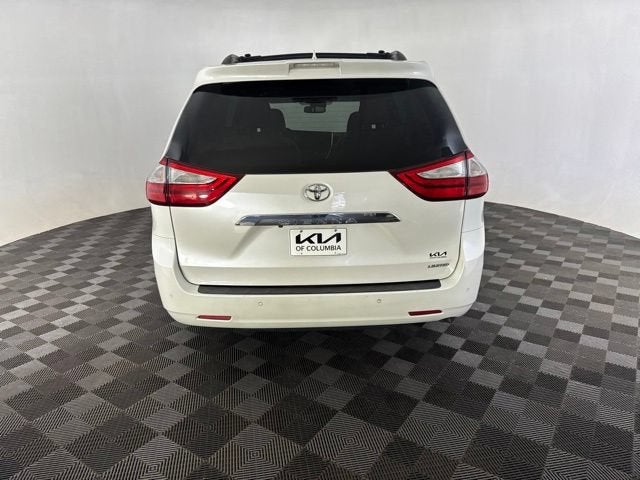 2019 Toyota Sienna Limited Premium