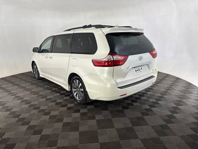 2019 Toyota Sienna Limited Premium