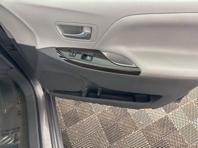 2017 Toyota Sienna XLE Premium