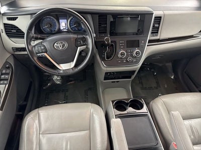 2017 Toyota Sienna XLE Premium