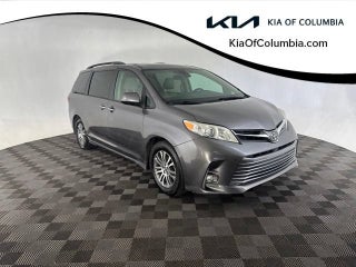 2020 Toyota Sienna XLE
