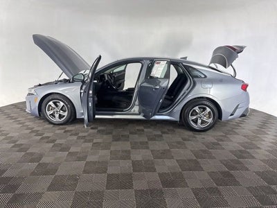 2022 Kia K5 LXS