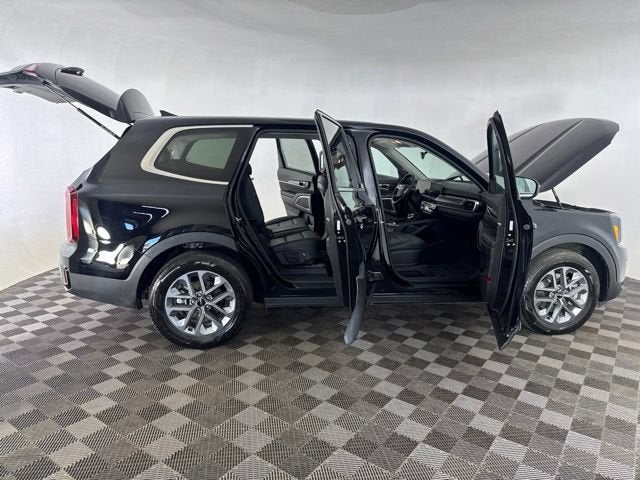 2025 Kia Telluride LX